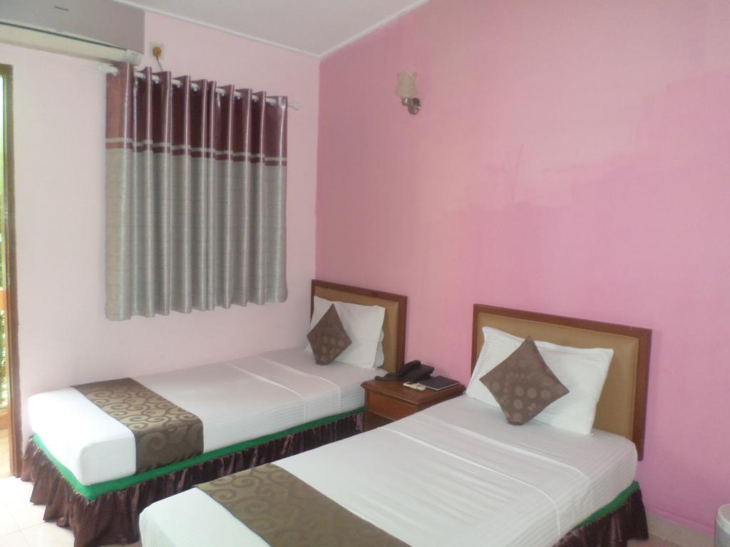 ماليه Skai Lodge الغرفة الصورة